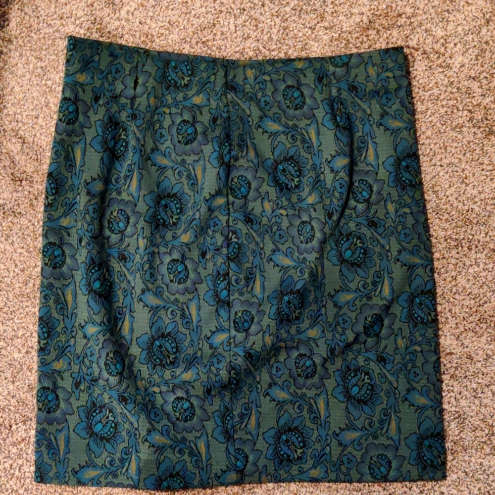 J. Jill Pencil Skirt